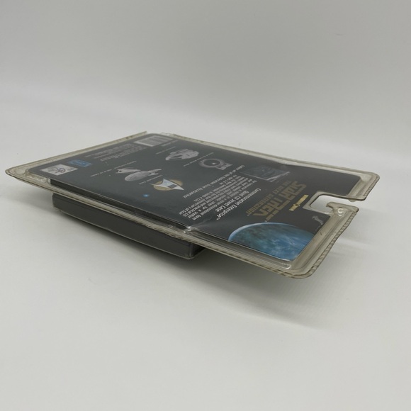 Fun Source 1997 Star Trek TNG - Commemorative Enterprise Quad CD Jewel Case - Picture 4 of 5